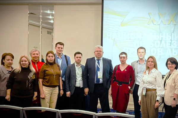 ПРЕПОДАВАТЕЛИ РЯЗГМУ ВЫСТУПИЛИ С ИНИЦИАТИВАМИ В СФЕРЕ РЕСПИРАТОРНОЙ МЕДИЦИНЫ НА НАЦИОНАЛЬНОМ КОНГРЕССЕ В МОСКВЕ