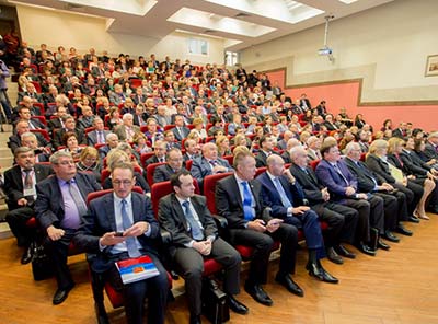 ДЕЛЕГАЦИЯ РЯЗГМУ ПРИНЯЛА УЧАСТИЕ В  ОБЩЕРОССИЙСКОЙ КОНФЕРЕНЦИИ «МЕДИЦИНСКОЕ ОБРАЗОВАНИЕ – 2015»