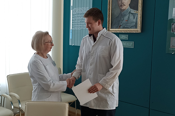 УЧИМСЯ ПИСАТЬ ДИССЕРТАЦИИ