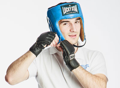 Студент РязГМУ Аджаб Мирзабеков победил в турнире премьер-лиги Mix Fight   