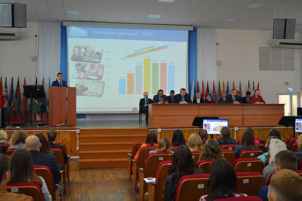 ТОРЖЕСТВЕННОЕ СОБРАНИЕ ПЕРВОКУРСНИКОВ 