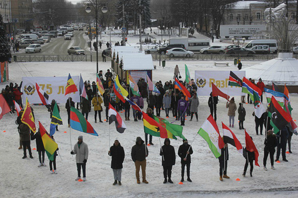 Les étudiants étrangers de l’université d’état de medicine de Riazan  félicite le jour de l’étudiant 