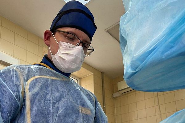 ВНЕДРЕН НОВЫЙ МЕТОД ИМПЛАНТАЦИИ ЭЛЕКТРОКАРДИОСТИМУЛЯТОРОВ