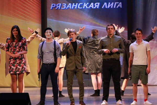 КВН ТРЕБУЮТ НАШИ СЕРДЦА