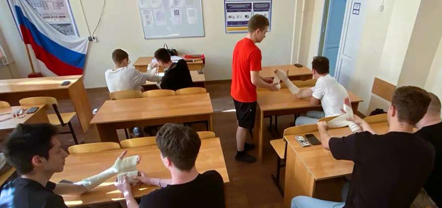 РЯЗГМУ СТАЛ ПЛОЩАДКОЙ ДЛЯ ПОДГОТОВКИ МЛАДШИХ МЕДИЦИНСКИХ СПЕЦИАЛИСТОВ ПО ПРОГРАММЕ ДОСААФ