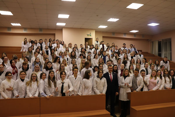 ВСТРЕЧА РЕКТОРА СО СТУДЕНТАМИ ФАКУЛЬТЕТА КЛИНИЧЕСКОЙ ПСИХОЛОГИИ