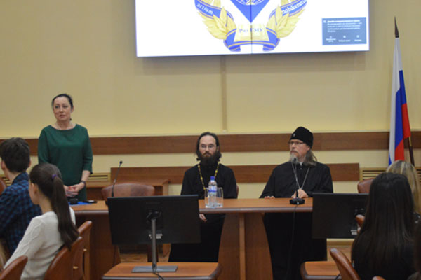 Митрополит Марк провел семинар для студентов университета