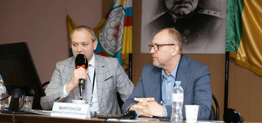КЛИНИЧЕСКИЙ ОПЫТ УНИВЕРСИТЕТА ПРЕДСТАВЛЕН НА КОНФЕРЕНЦИИ «УРОЛОГИЧЕСКИЕ ВСТРЕЧИ НА СУРЕ»