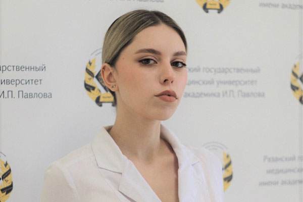 СТУДЕНТКА РЯЗГМУ – ПОБЕДИТЕЛЬ ОЛИМПИАДЫ ПО СЕСТРИНСКОМУ ДЕЛУ