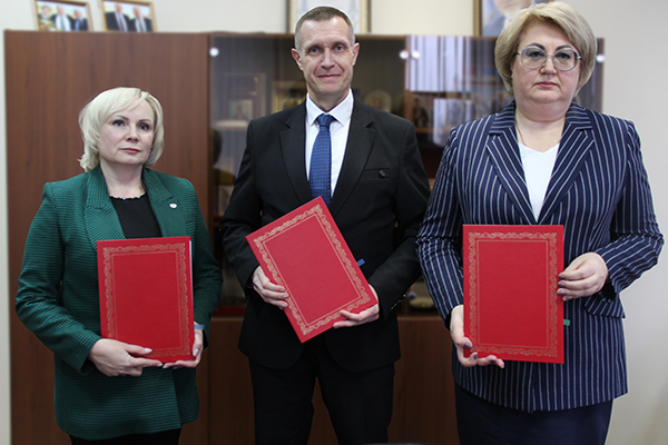 В ТАМБОВСКОЙ ОБЛАСТИ СОЗДАДУТ СИСТЕМУ РАННЕЙ ПРОФОРИЕНТАЦИИ ШКОЛЬНИКОВ В МЕДИЦИНУ