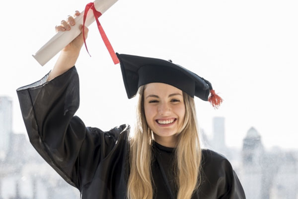 СОЦИАЛЬНАЯ ПРОГРАММА SCHOLARSHIP: «РАССКАЖИ ОБ ОБРАЗОВАТЕЛЬНЫХ ЗАПРОСАХ СВОЕГО ПОКОЛЕНИЯ И ПОЛУЧИ ГРАНТ НА ОБУЧЕНИЕ!»