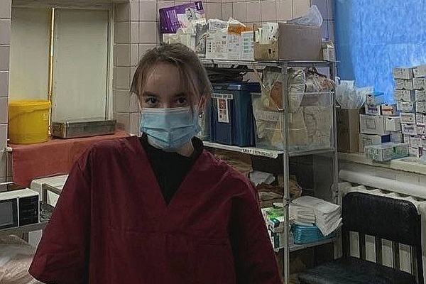 СТУДЕНТКА РЯЗГМУ ПОМОГАЛА ПОСТРАДАВШИМ ПРИ ЗАТОПЛЕНИИ В ХЕРСОНСКОЙ ОБЛАСТИ ПОСЛЕ ПОДРЫВА КАХОВСКОЙ ГИДРОЭЛЕКТРОСТАНЦИИ