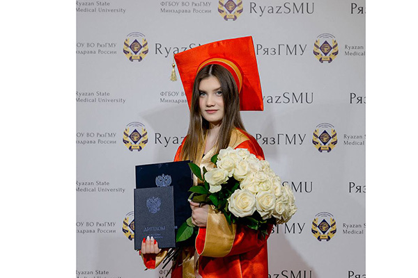 ПРИЗНАНИЕ И ДОВЕРИЕ ПАЦИЕНТОВ: АССИСТЕНТ РЯЗГМУ В ЧИСЛЕ ЛИДЕРОВ РЕЙТИНГА КЛИНИЧЕСКИХ ПСИХОЛОГОВ РЯЗАНСКОЙ ОБЛАСТИ