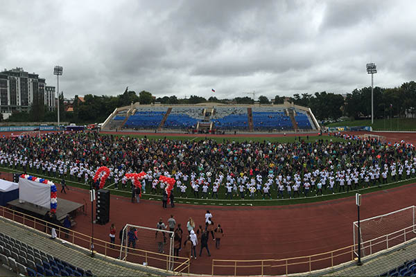 3000 СТУДЕНТОВ РЯЗГМУ СДЕЛАЛИ «ЗАРЯДКУ С ЧЕМПИОНОМ» В ПОДДЕРЖКУ ГТО