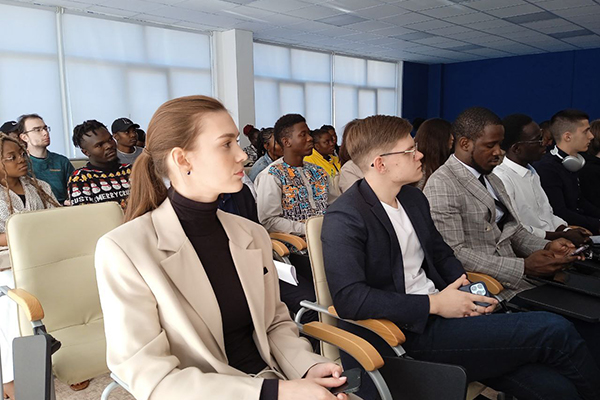 В РЯЗГМУ ОБСУДИЛИ МОЛОДËЖНОЕ СОТРУДНИЧЕСТВО РОССИИ И АФРИКИ