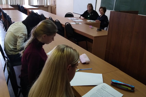 В РЯЗГМУ ПРОШЛА ОЛИМПИАДА ПО АНГЛИЙСКОМУ ЯЗЫКУ ДЛЯ СТУДЕНТОВ СТОМАТОЛОГИЧЕСКОГО ФАКУЛЬТЕТА