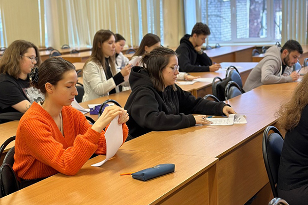 НА КАФЕДРЕ ИНОСТРАННЫХ ЯЗЫКОВ С КУРСОМ РУССКОГО ЯЗЫКА ПОДВЕДЕНЫ ИТОГИ ВНУТРИВУЗОВСКОЙ ОЛИМПИАДЫ ПО АНГЛИЙСКОМУ ЯЗЫКУ