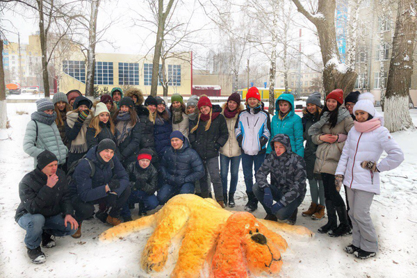 КОНКУРС СНЕЖНЫХ ФИГУР В РАЗГАРЕ