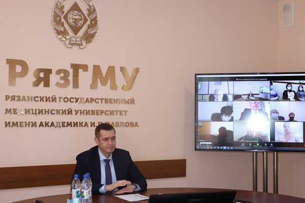 В РЯЗГМУ ОБСУДИЛИ УПРАВЛЕНИЕ БЕЗОПАСНОСТЬЮ В СИСТЕМЕ ДОЛГОВРЕМЕННОГО УХОДА