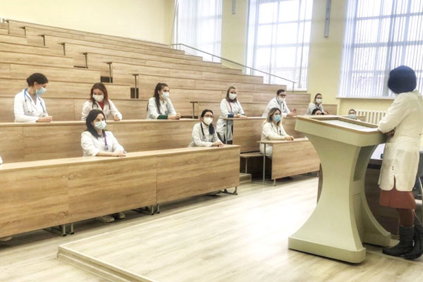 РАСПИСАНИЕ ЗАНЯТИЙ НА ВЕСЕННИЙ СЕМЕСТР