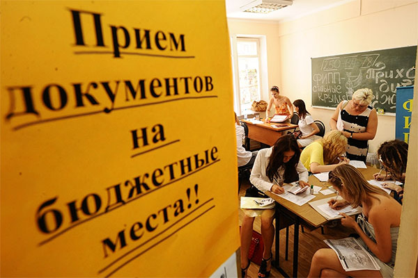 РЕКТОР УНИВЕРСИТЕТА ПРОКОММЕНТИРОВАЛ ПРЕДЛОЖЕНИЕ МИНЗДРАВА ОГРАНИЧИТЬ ВНЕБЮДЖЕТНЫЙ ПРИЕМ  