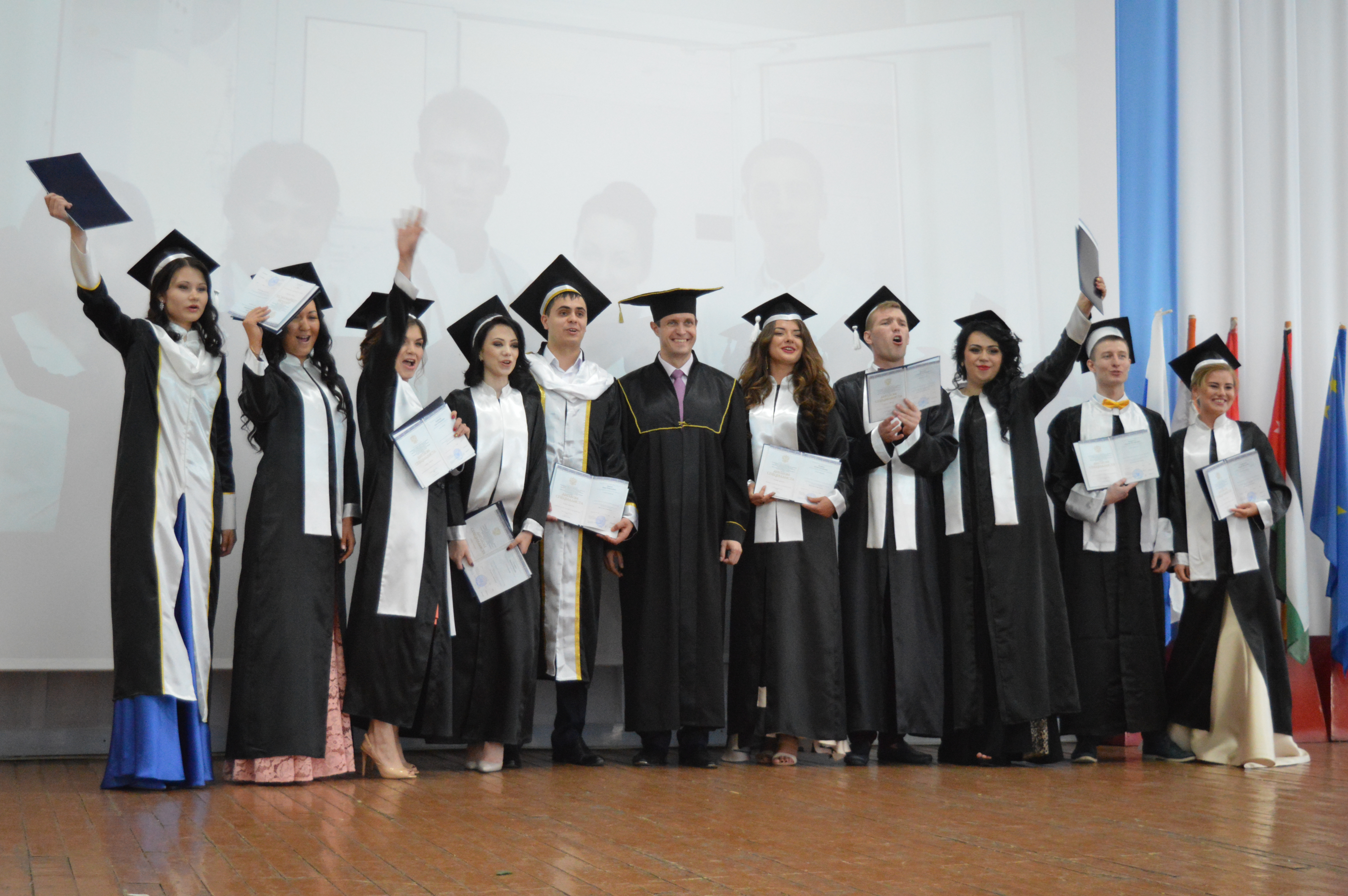 ВЫПУСКНИКИ РЯЗГМУ ОБЪЕДИНЯЙТЕСЬ!