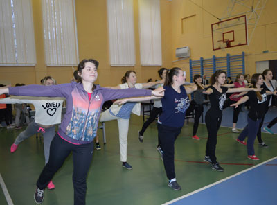 Бодрые будни. Студенты и сотрудники вуза приняли участие в Дне спорта 