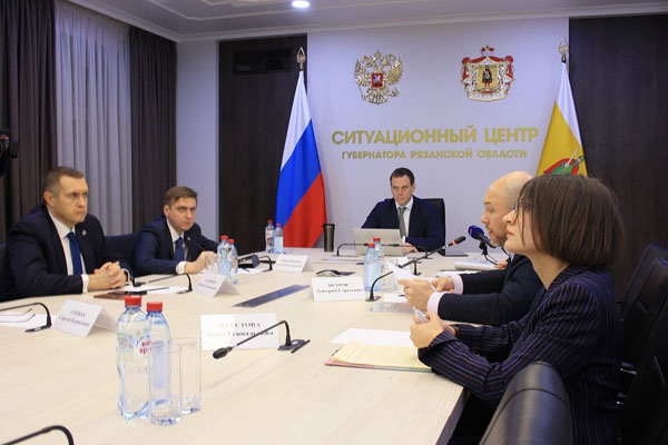 РЕКТОР РЯЗГМУ РОМАН КАЛИНИН ПРИНЯЛ УЧАСТИЕ В СОВЕЩАНИИ ПО ВОПРОСАМ СОВЕРШЕНСТВОВАНИЯ СИСТЕМЫ ЗДРАВООХРАНЕНИЯ