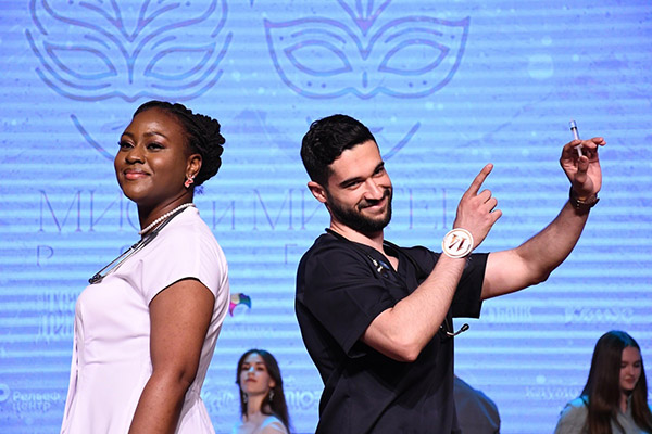 MR ET MISS DE L'UNIVERSITE D'ÉTAT DE MEDECINE DE RIAZAN