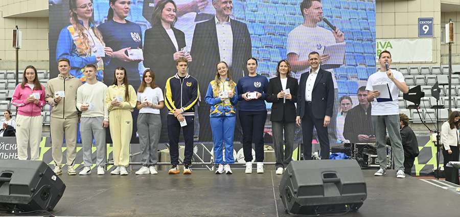 «ЗАРЯДКА С ЧЕМПИОНОМ» РЯЗГМУ ОБЪЕДИНИЛА 5,5 ТЫСЯЧ СТУДЕНТОВ И ШКОЛЬНИКОВ И ВПЕРВЫЕ ОХВАТИЛА ВСЮ РЯЗАНСКУЮ ОБЛАСТЬ